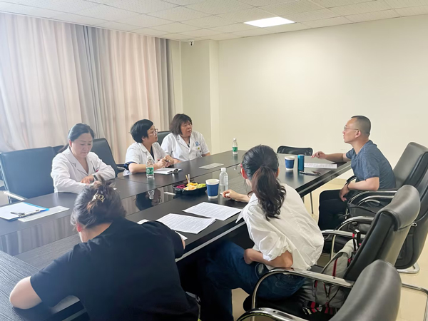 借外院专家之力 助推医院三甲创建—我院邀请药学专家来院指导